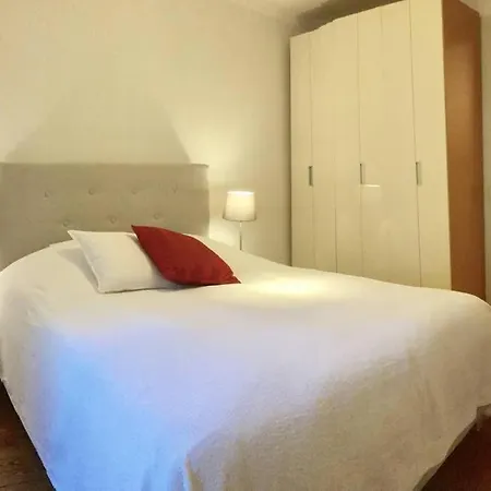 Your Bright Charming Cocoon Between And Apartment *