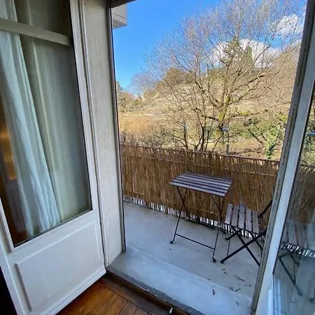 Your Bright Charming Cocoon Between And * 로잔