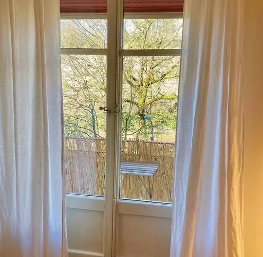 Apartament Your Bright Charming Cocoon Between And