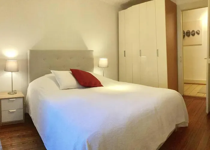 Your Bright Charming Cocoon Between And Apartmán *